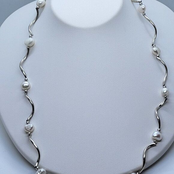 NEW, BEST SILVER, 14K WHITE GOLD PTD TWISTED BAR & WHITE FW PEARL NECKLACE - Picture 2 of 4